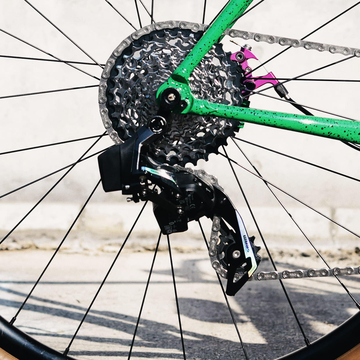 SramのForce eTap AXS Rear Derailleur - 自転車通販 – Hakkle（ハックル）