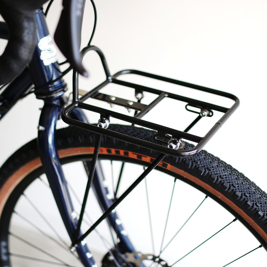 さまざまなフロントフォークに取り付け可能!SimWorks by NITTOのオベントラック - 自転車通販 – Hakkle(ハックル)