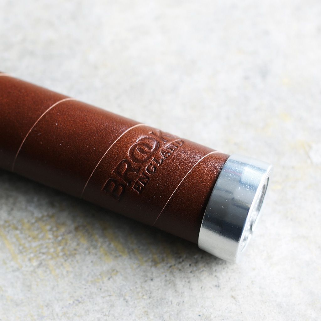 Slender Leather Grips